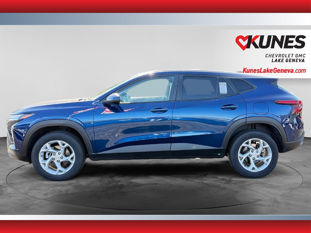 Used 2024 Chevrolet Trax LS w/ LS Convenience Package FWD image 5