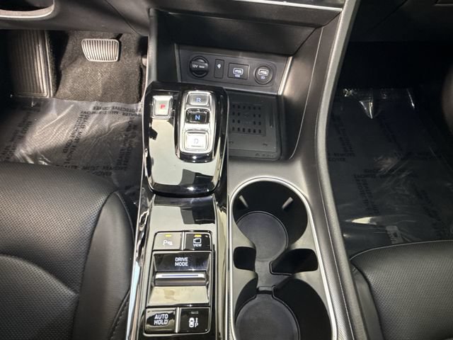 Used 2022 Hyundai Sonata Limited w/ Cargo Package FWD image 17