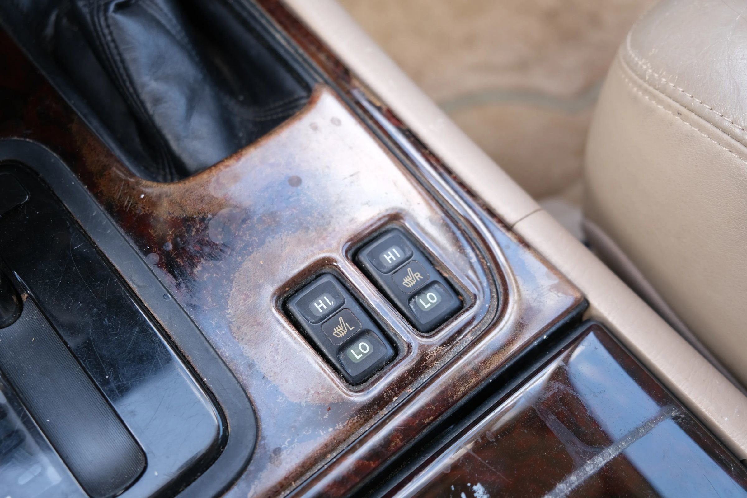 Used 2000 Toyota Land Cruiser AWD/4WD image 41