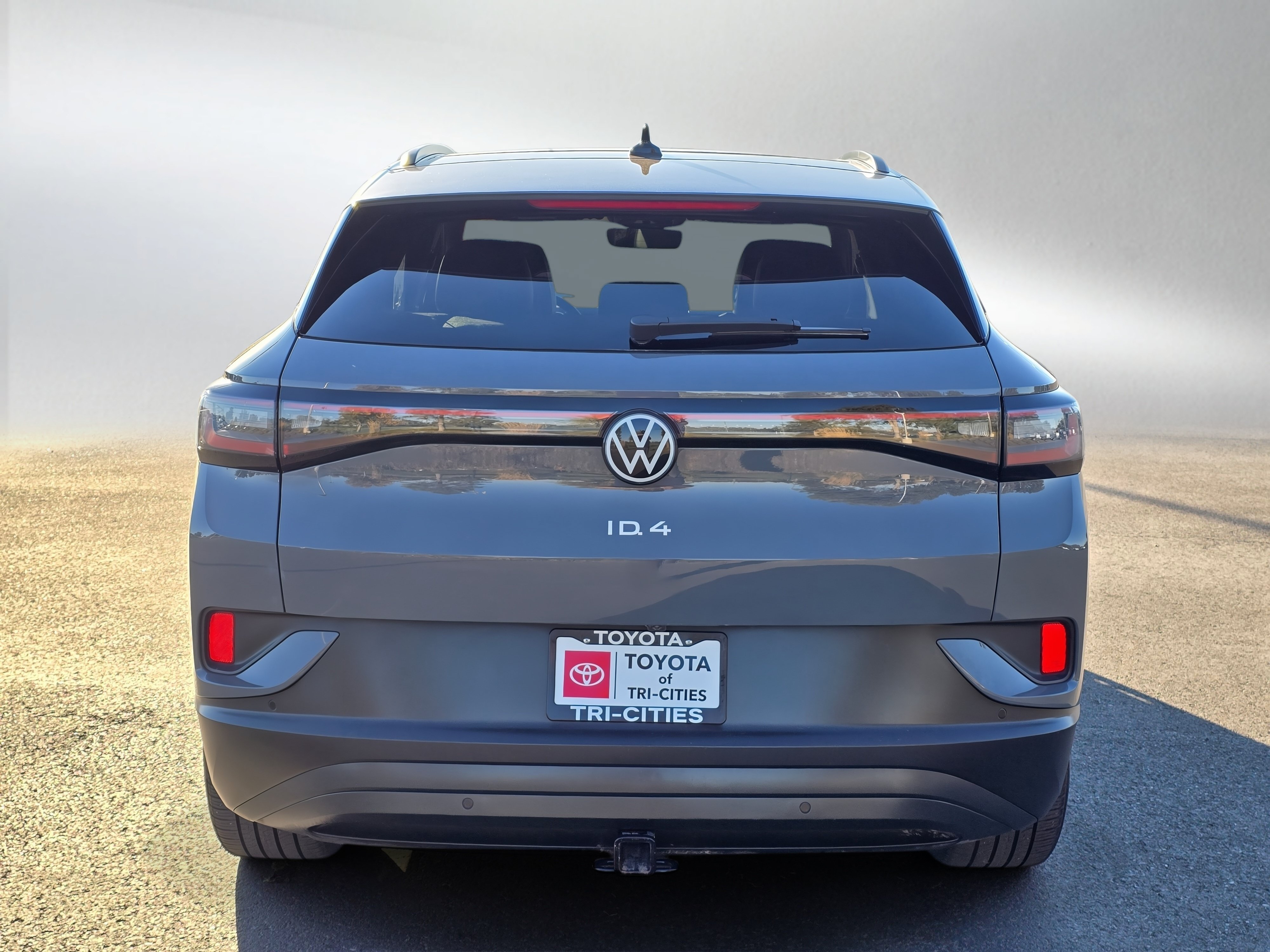 Used 2023 Volkswagen ID.4 Pro S AWD/4WD image 4