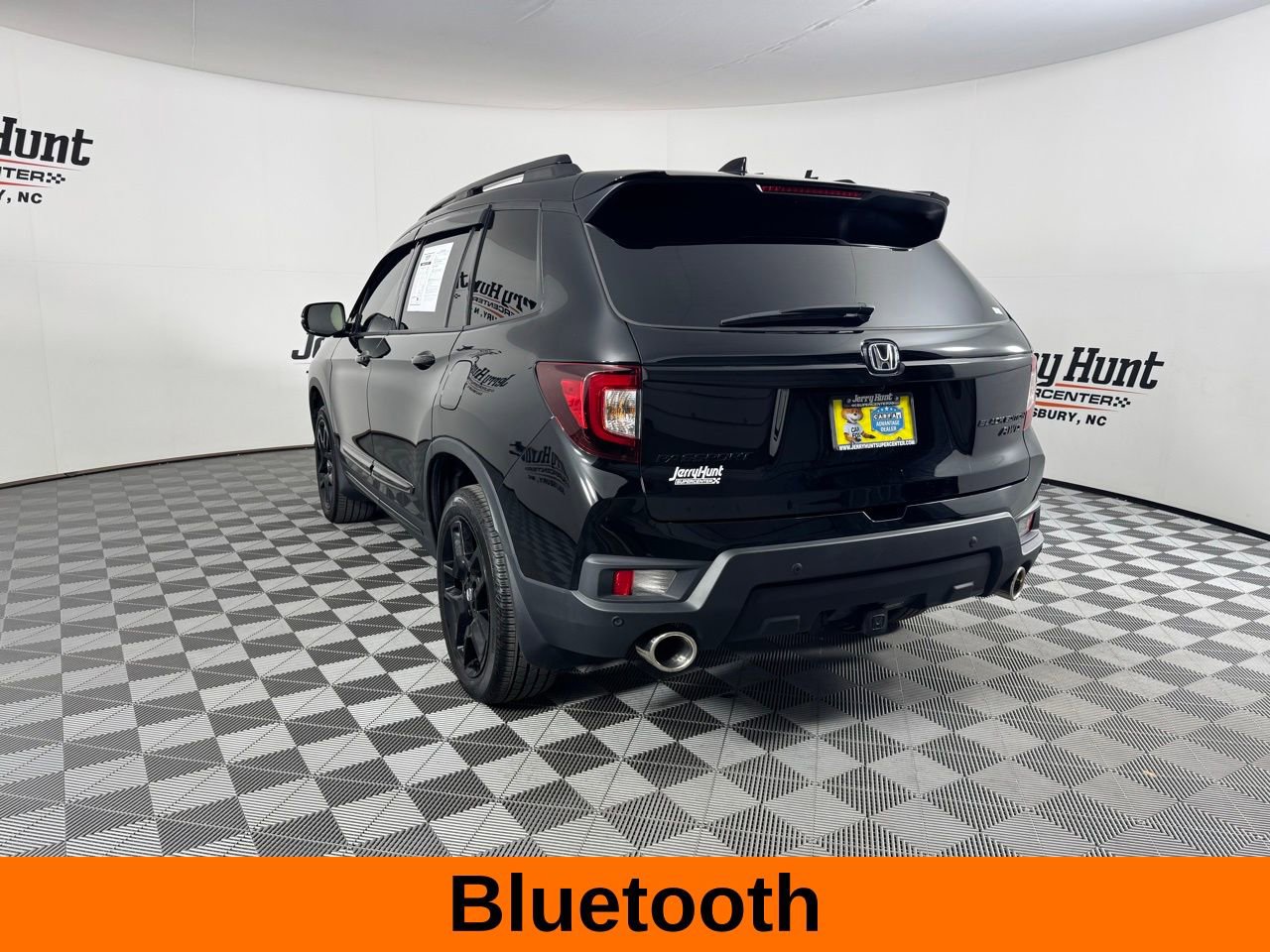 Used 2025 Honda Passport Black Edition image 9