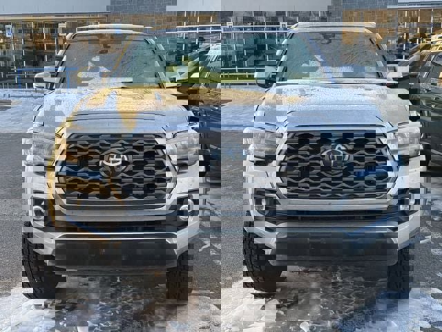 Used 2023 Toyota Tacoma SR image 4