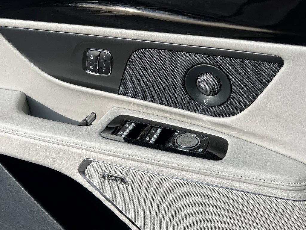 New 2026 Lincoln Nautilus Reserve image 23