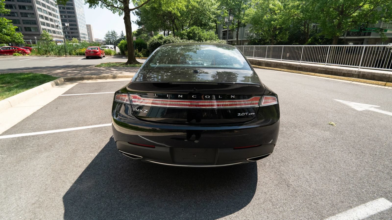 Used 2019 Lincoln MKZ Reserve w/ Reserve Plus Package AWD/4WD image 4