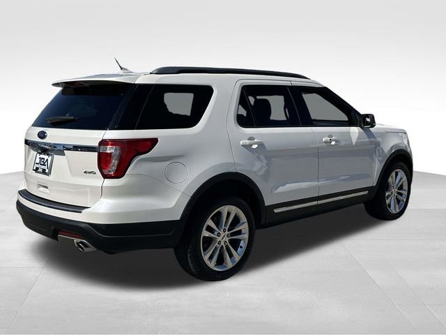 Used 2018 Ford Explorer XLT w/ Equipment Group 202A image 28