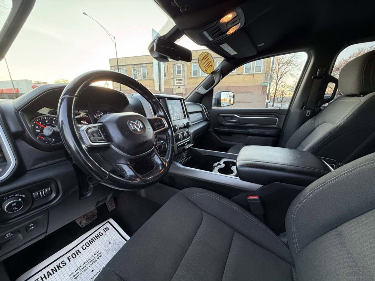 Used 2019 RAM 1500 Big Horn AWD/4WD image 9