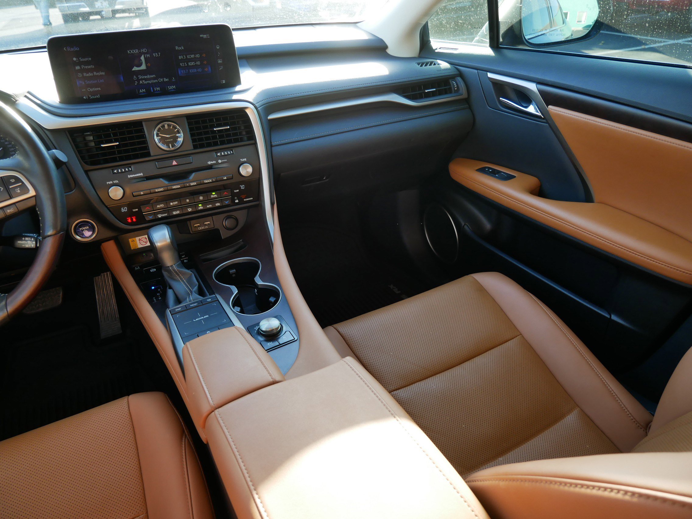 Used 2022 Lexus RX 450h AWD w/ Premium Package image 11