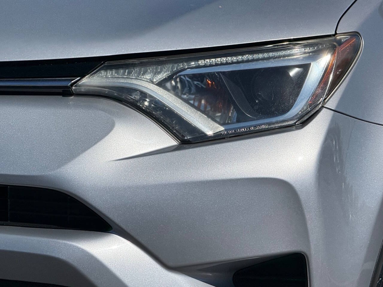 Used 2017 Toyota RAV4 LE w/ All Weather Liner Package FWD image 23