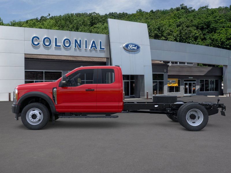 New 2025 Ford F550 4x4 SuperCab Super Duty w/ Snow Plow Prep Package image 3