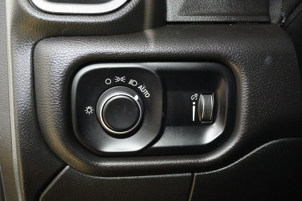 Used 2024 RAM 5500 Tradesman w/ Chrome Appearance Group image 22