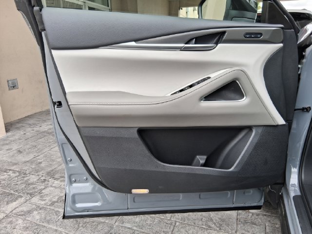 New 2027 INFINITI QX60 Luxe w/ Cargo Package FWD image 12