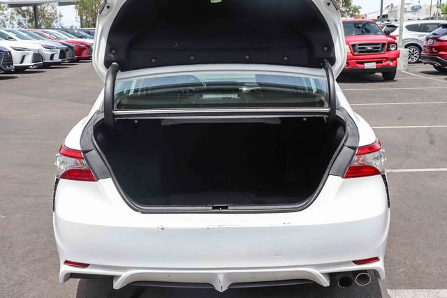 Used 2019 Toyota Camry SE FWD image 31