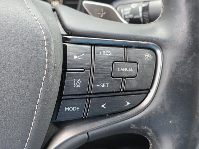 Used 2018 Lexus LS 500 w/ Interior Upgrade Package RWD image 29