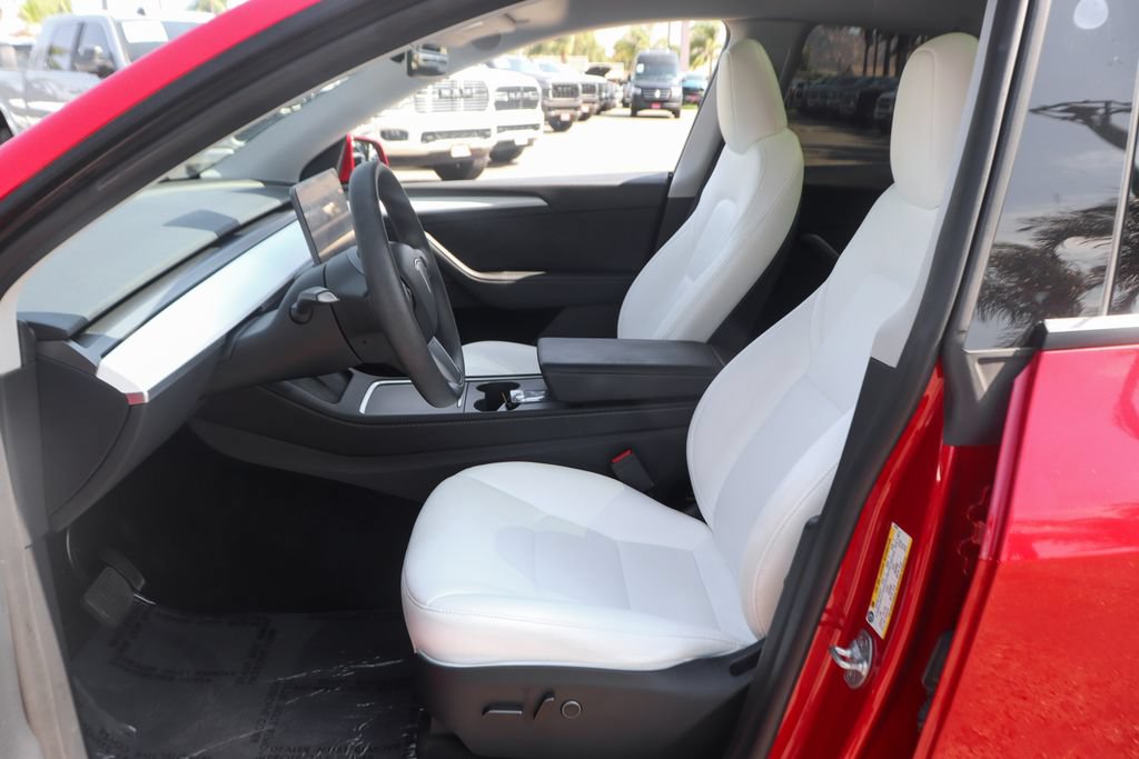 Used 2023 Tesla Model Y Long Range AWD/4WD image 17