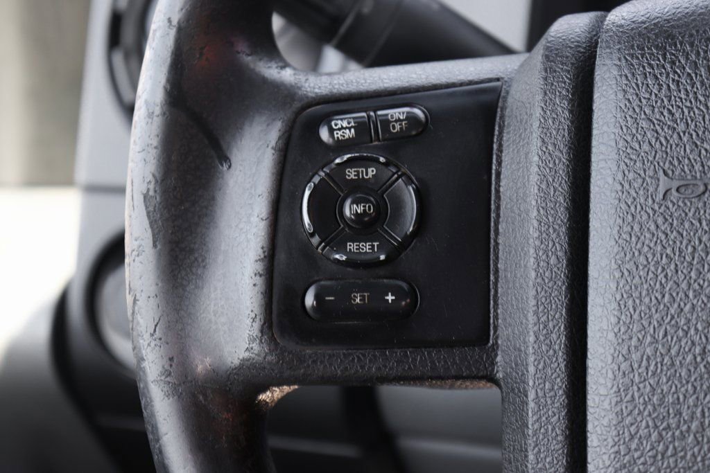 Used 2015 Ford F550 2WD Regular Cab Super Duty image 23