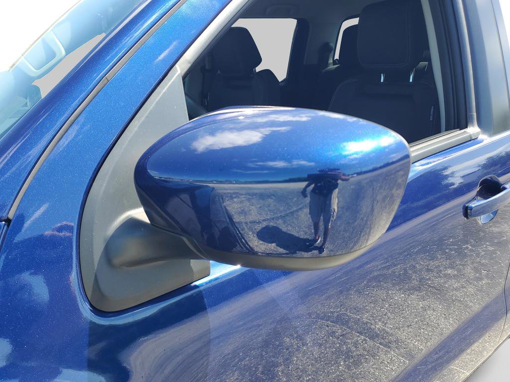 Used 2023 Nissan Frontier SV w/ SV Convenience Package image 26