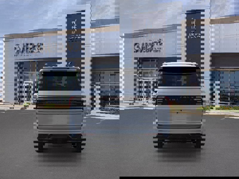 New 2026 Lincoln Navigator Reserve w/ Jet Appearance Package image 35