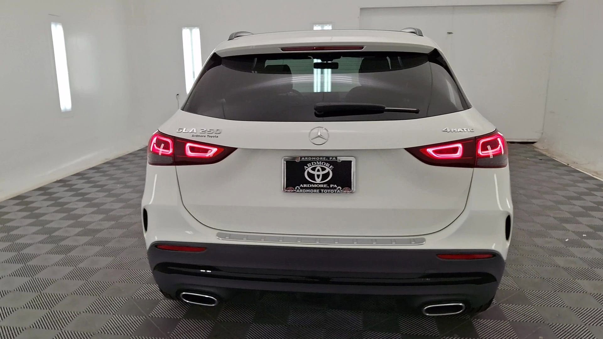 Used 2022 Mercedes-Benz GLA 250 4MATIC image 3