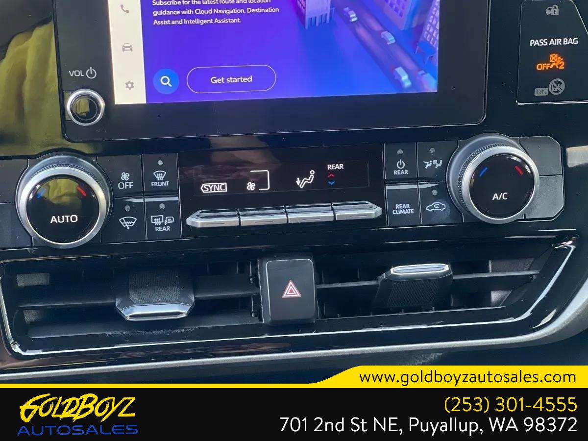 Used 2023 Toyota Highlander LE image 25