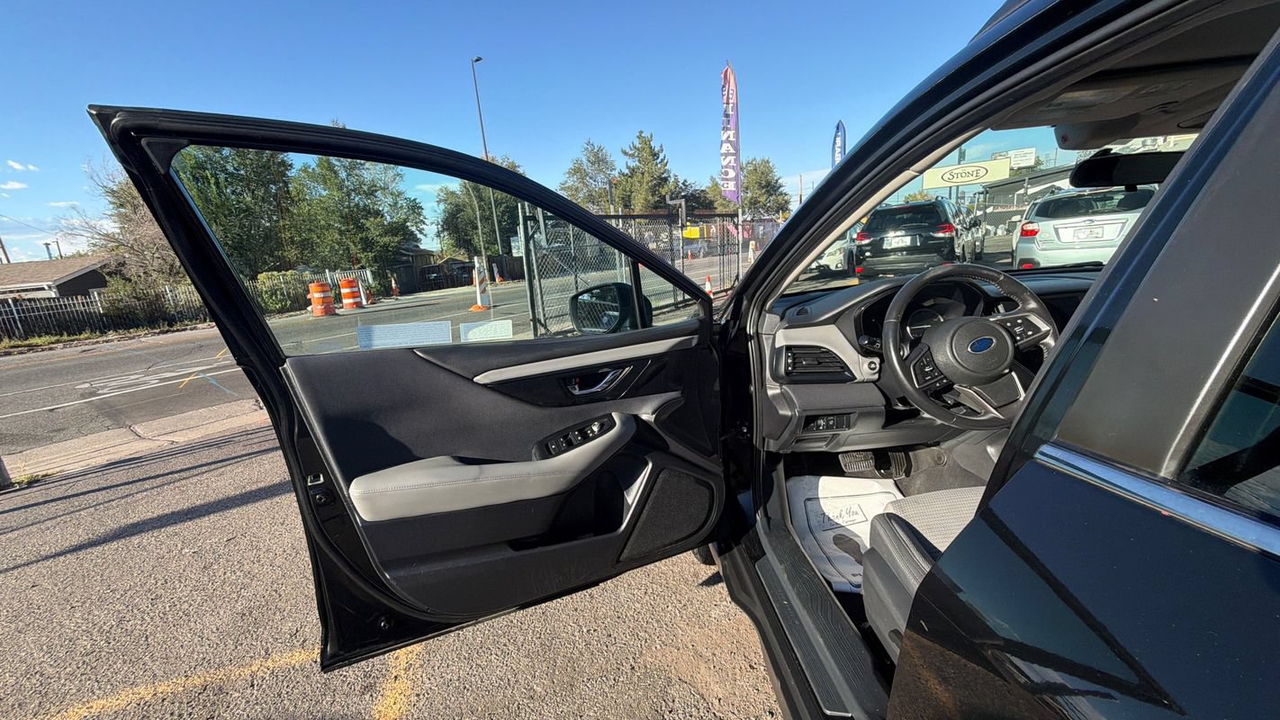 Used 2022 Subaru Outback Premium AWD/4WD image 10