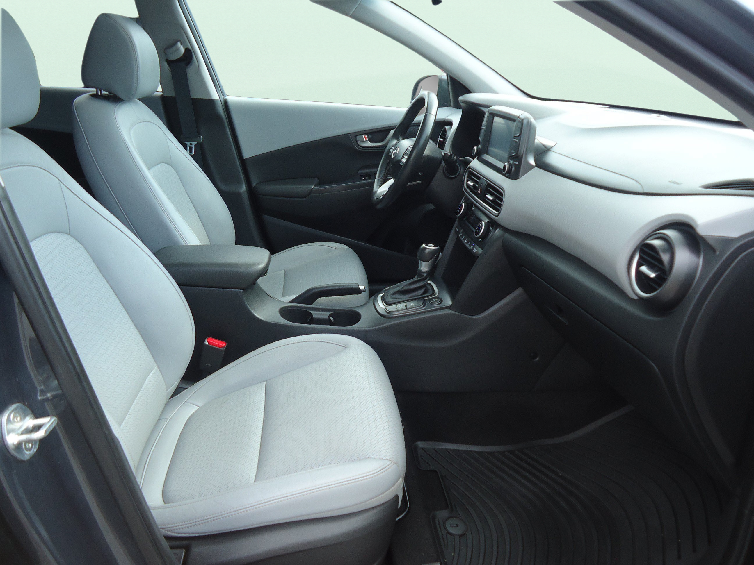 Used 2018 Hyundai Kona Limited AWD/4WD image 25