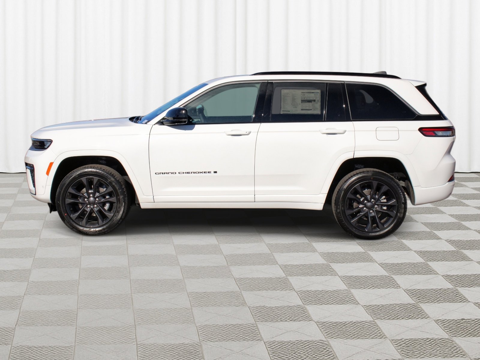 New 2026 Jeep Grand Cherokee Limited image 39