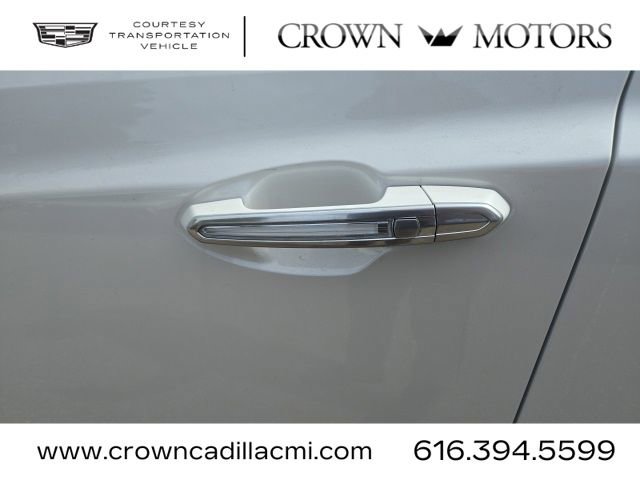 Used 2025 Cadillac XT5 Premium Luxury w/ Technology Package image 5