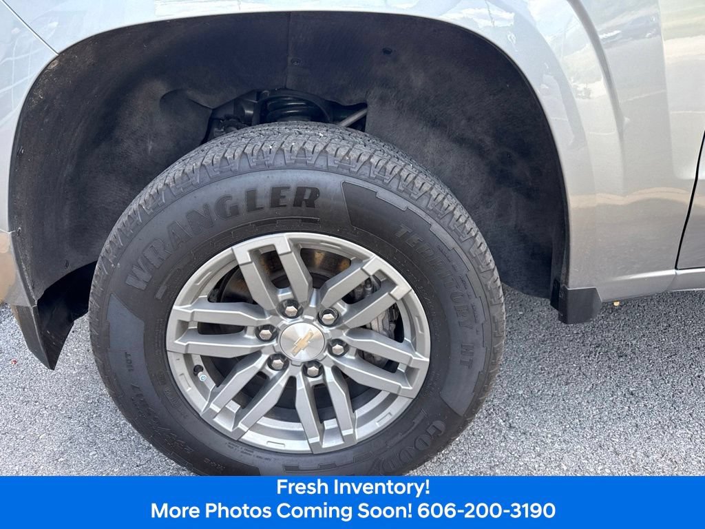 Used 2024 Chevrolet Colorado LT w/ LT Convenience Package AWD/4WD image 11