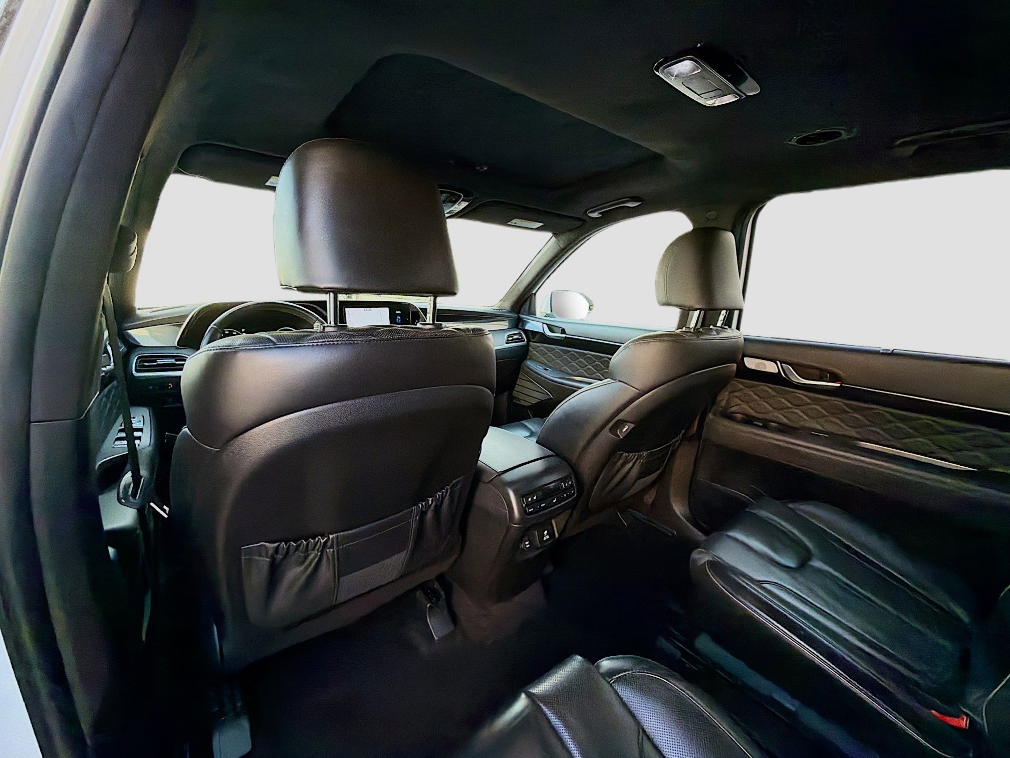 Used 2022 Hyundai Palisade Calligraphy image 25