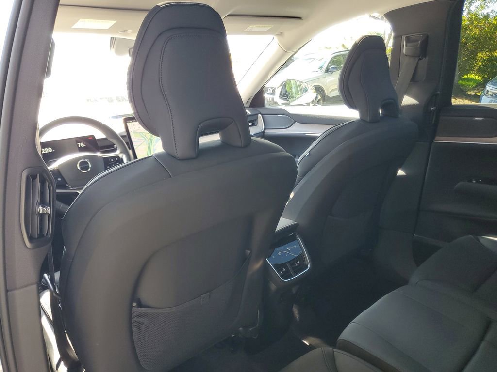 Certified 2025 Volvo EX90 Plus AWD/4WD image 12