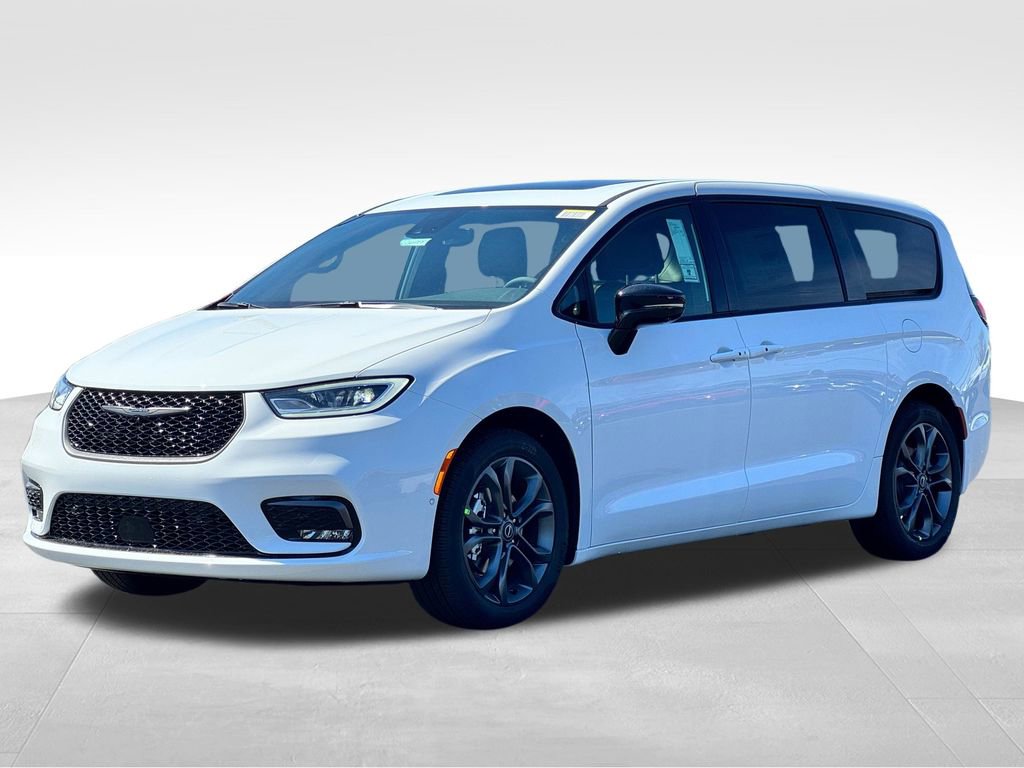 New 2026 Chrysler Pacifica Select FWD image 3