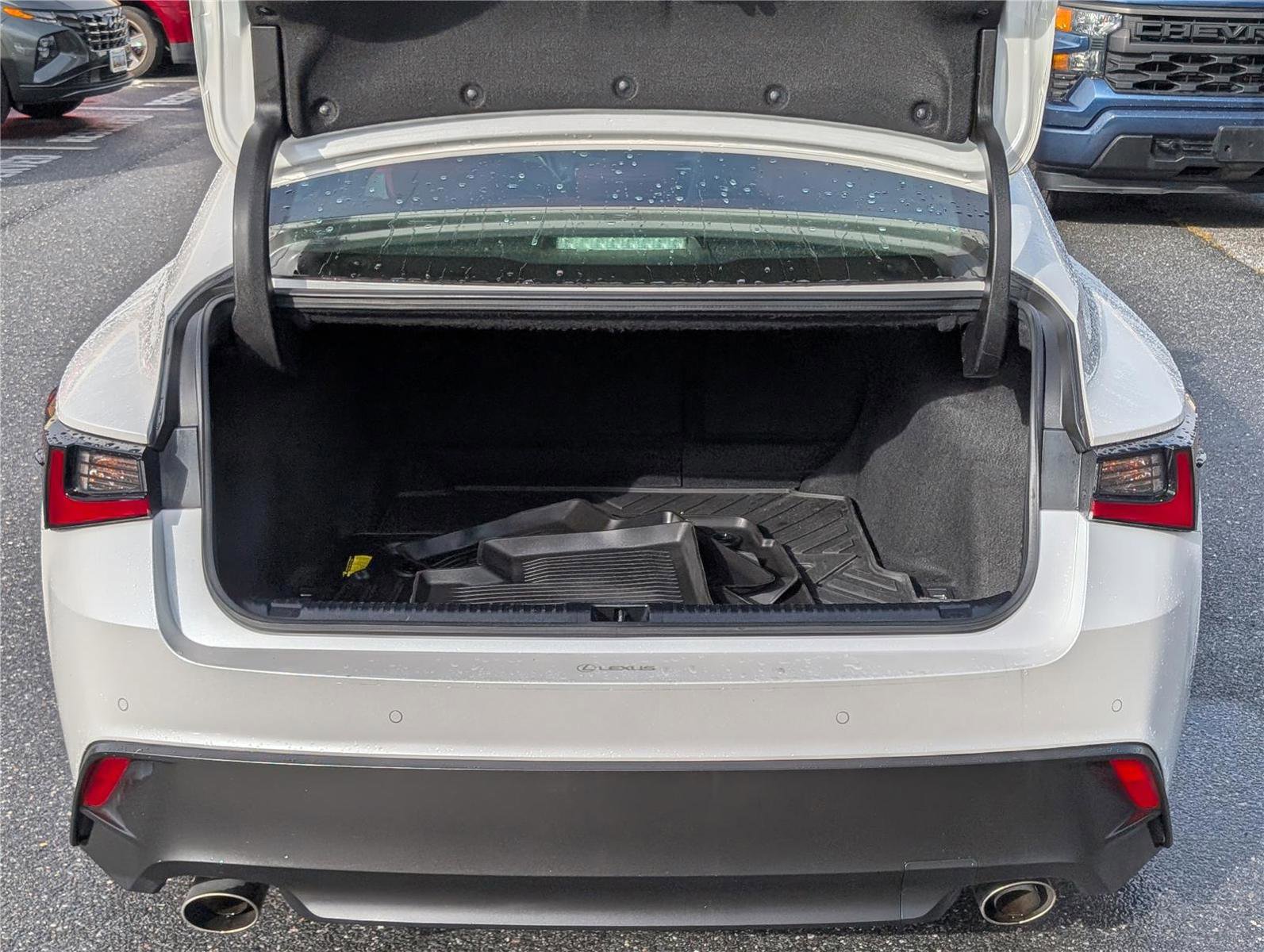 Used 2021 Lexus IS 300 AWD w/ Comfort Package image 13