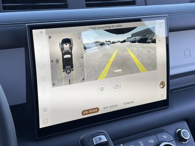 Used 2025 Land Rover Defender 110 X-Dynamic SE image 15