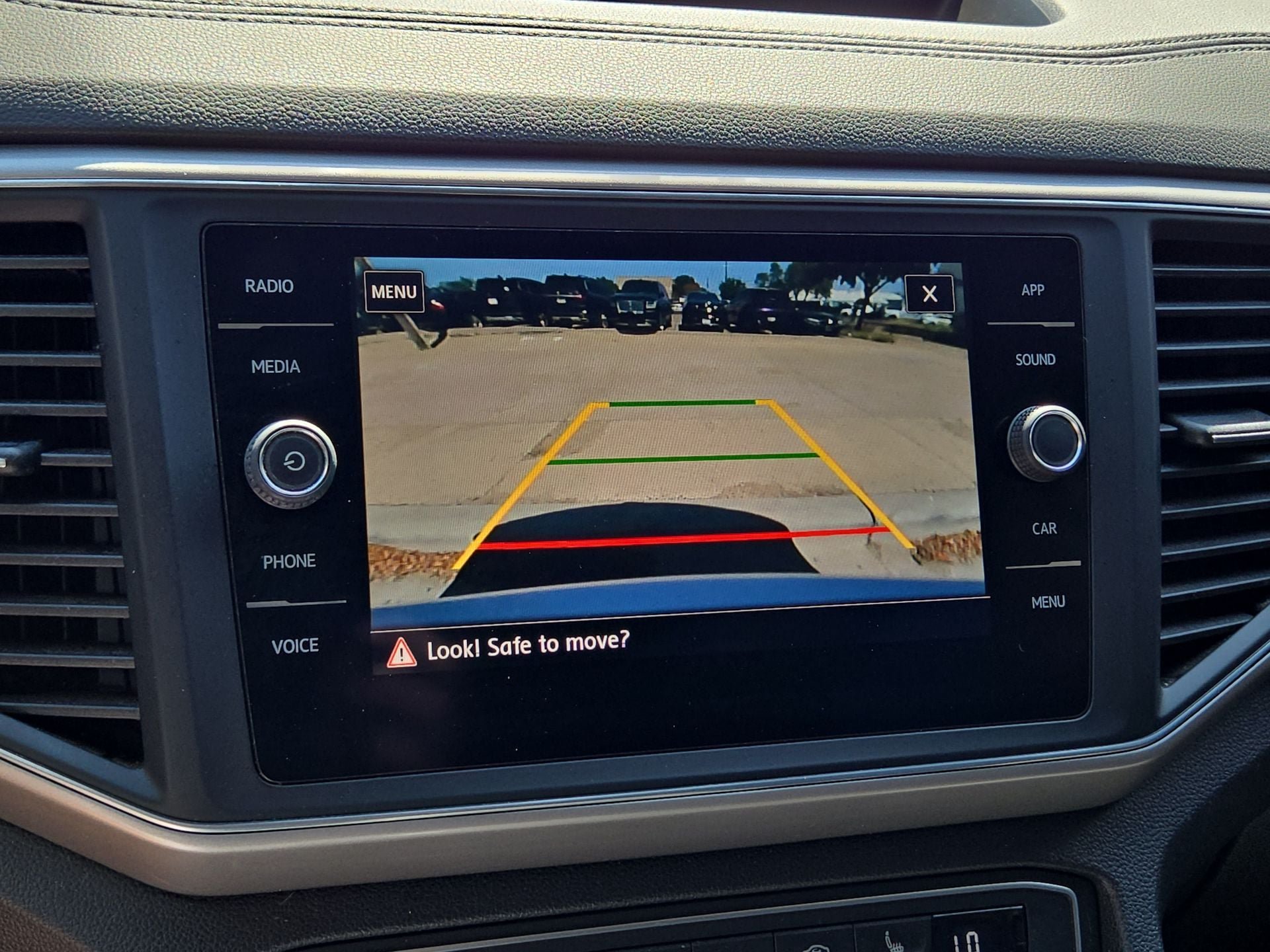 Used 2019 Volkswagen Atlas SE AWD/4WD image 18