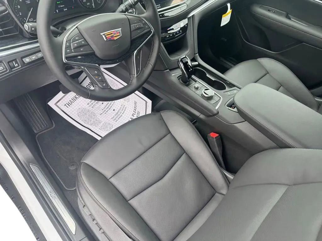 New 2026 Cadillac XT5 Premium Luxury AWD/4WD image 10