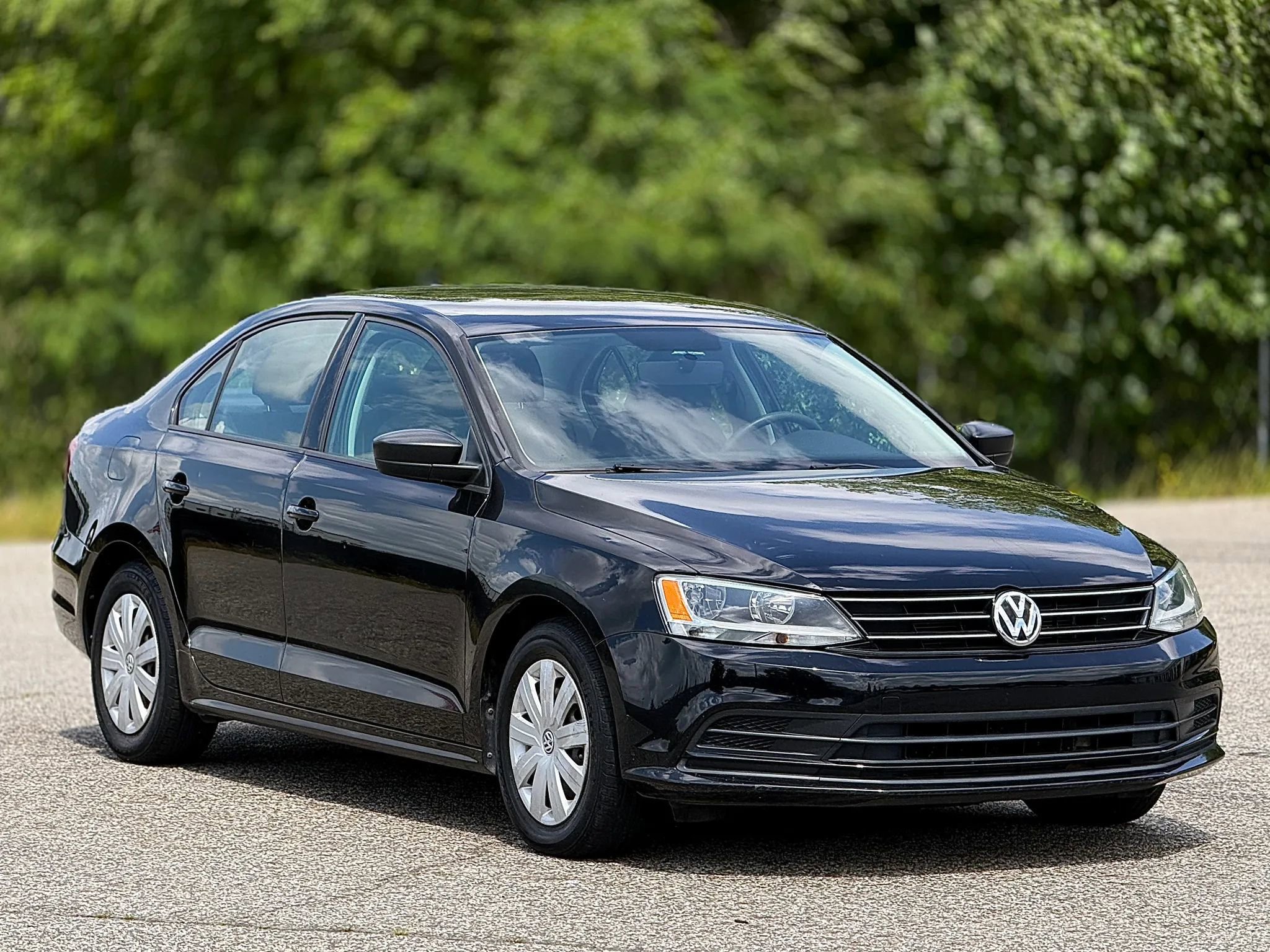 Used 2016 Volkswagen Jetta S FWD image 1