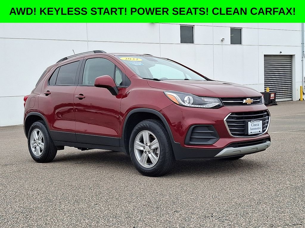 Used 2022 Chevrolet Trax LT w/ LT Convenience Package image 1