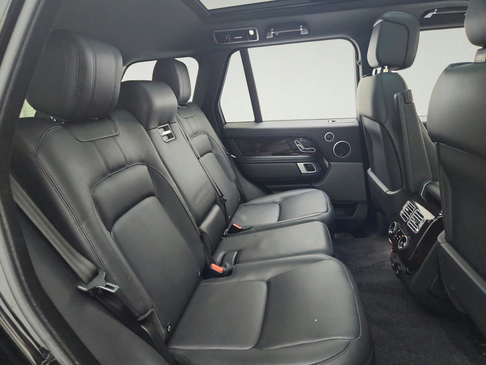 Used 2020 Land Rover Range Rover HSE AWD/4WD image 36