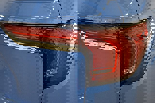 Used 2025 GMC Terrain Elevation w/ Technology Package II image 12