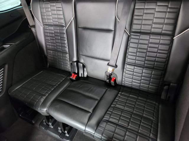 Used 2022 Cadillac Escalade Premium Luxury Platinum AWD/4WD image 33