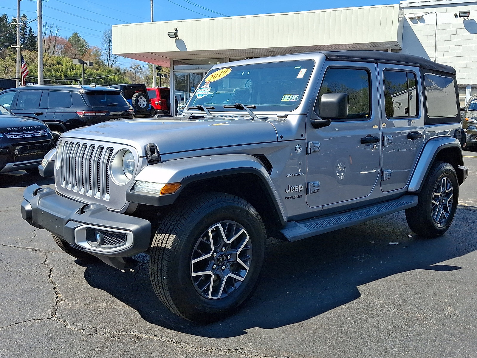 Certified 2019 Jeep Wrangler Unlimited Sahara image 3