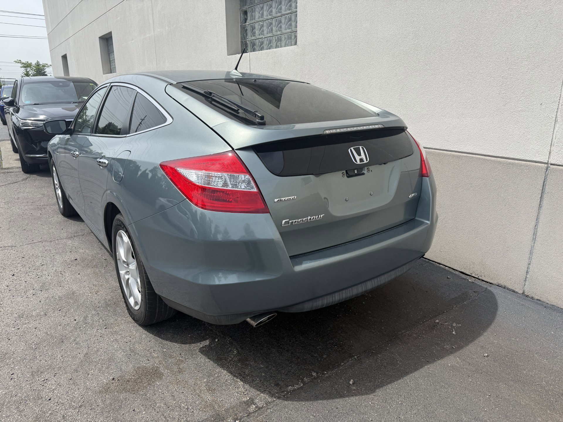 Used 2010 Honda Crosstour EX-L image 5