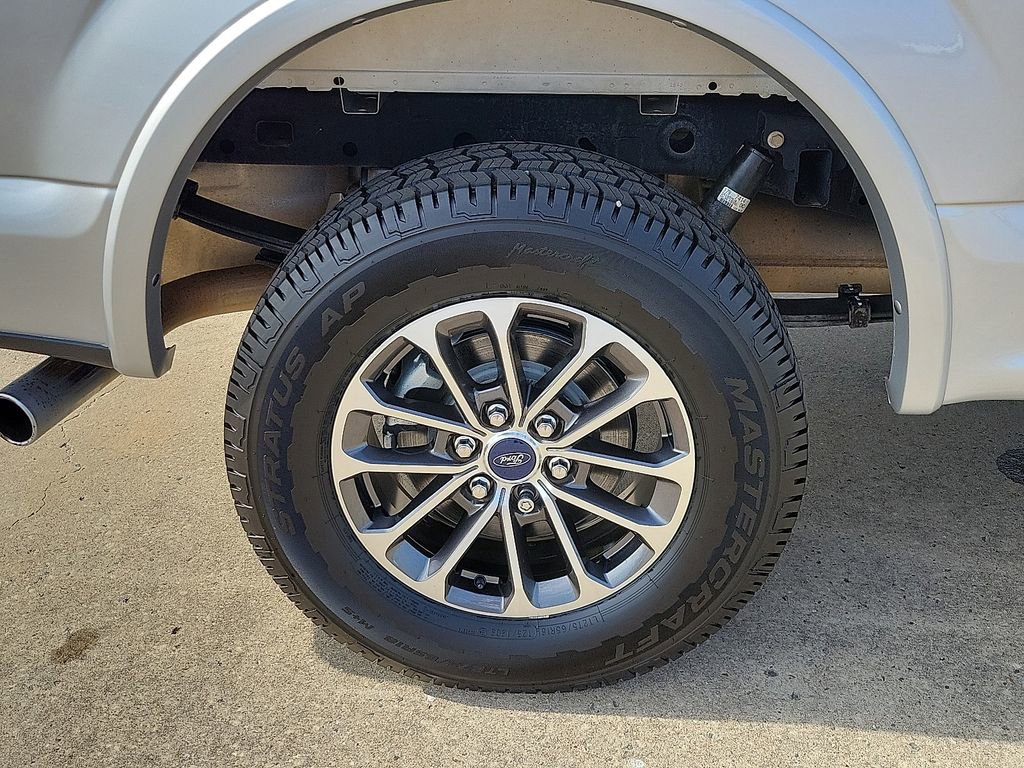 Used 2019 Ford F150 XLT w/ Equipment Group 302A Luxury image 7