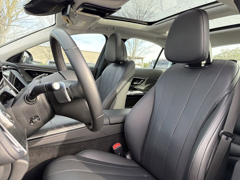Certified 2025 Mercedes-Benz E 350 4MATIC Sedan image 12