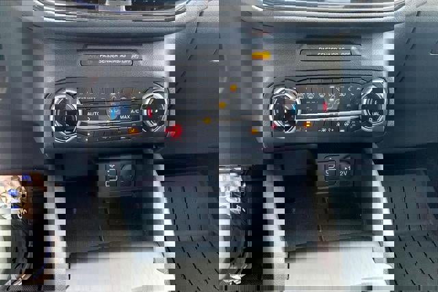 Used 2024 Ford Escape ST-Line w/ Equipment Group 301A image 62