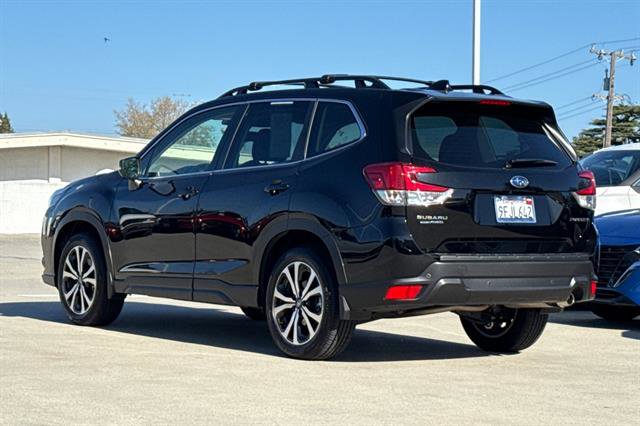 Used 2023 Subaru Forester Limited image 5