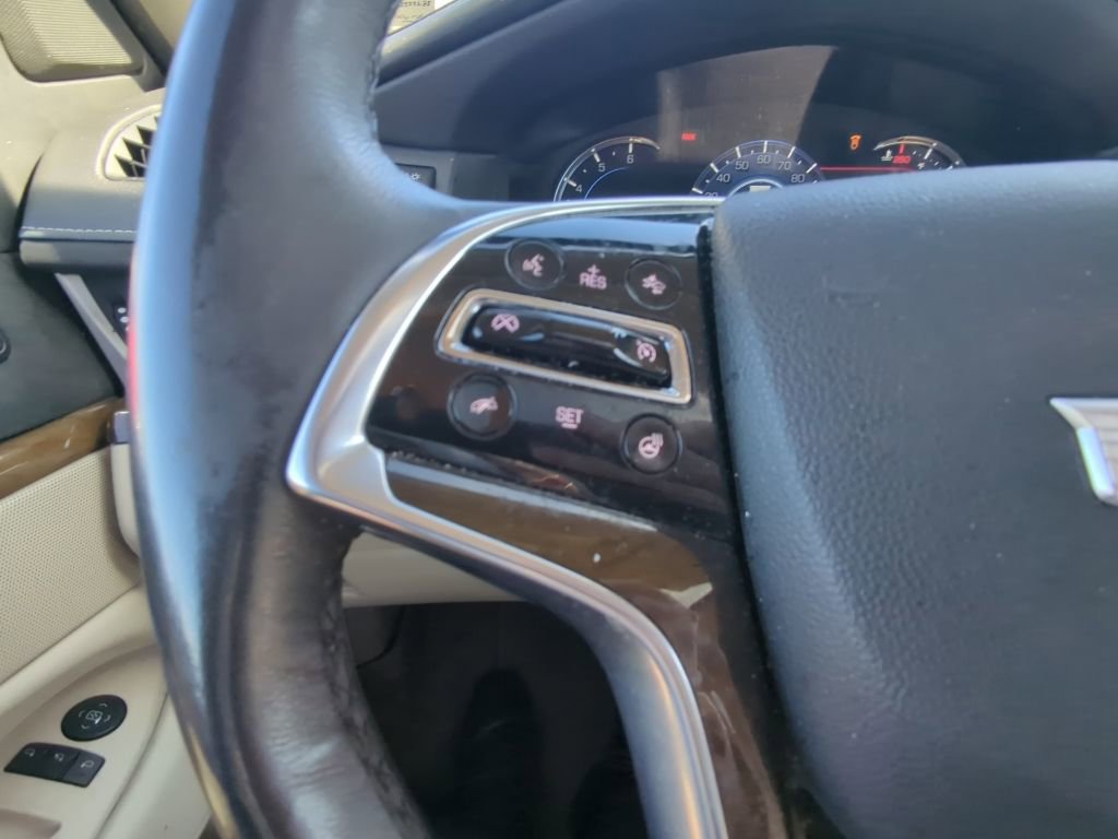 Used 2020 Cadillac Escalade Premium Luxury image 17