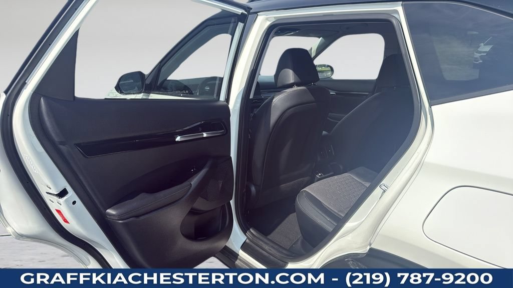 Used 2025 Kia Seltos S AWD/4WD image 34