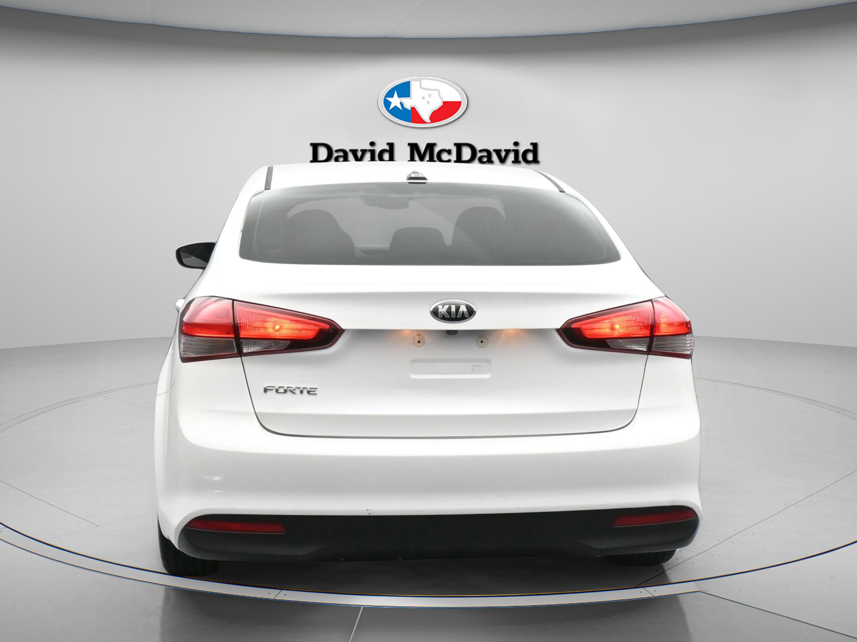 Used 2017 Kia Forte LX w/ LX Popular Package image 7