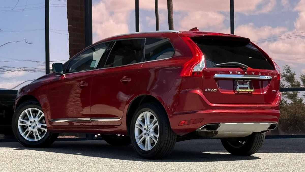 Used 2016 Volvo XC60 T5 Premier FWD image 7